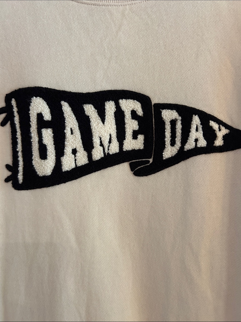 NWT Z Supply Ivory Crewneck Sweatshirt with Black 'GAME DAY' Pennant, Size L - Picture 4 of 5